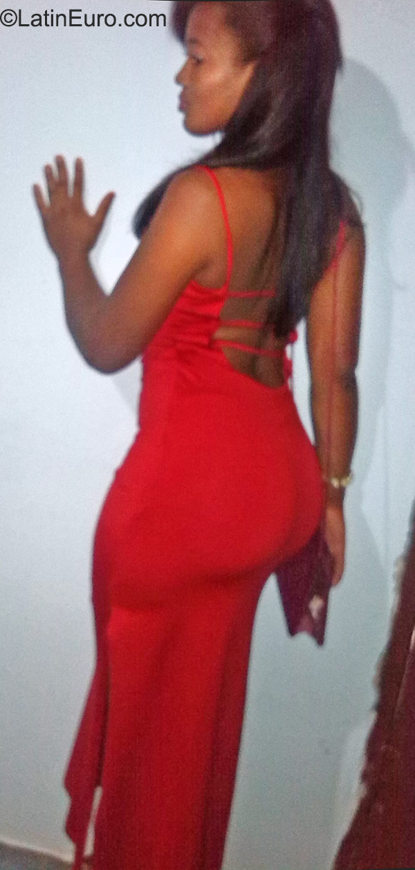 Date this beautiful Dominican Republic girl Love from Santo Domingo DO23001
