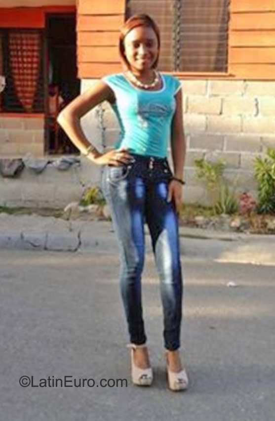 Date this fun Dominican Republic girl Indira from Puerto Plata DO23127