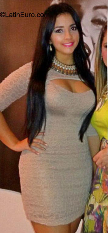 Date this passionate Colombia girl Jessica from Barranquilla CO18014