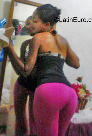 Date this young Dominican Republic girl Rosany from Santo Domingo DO23267