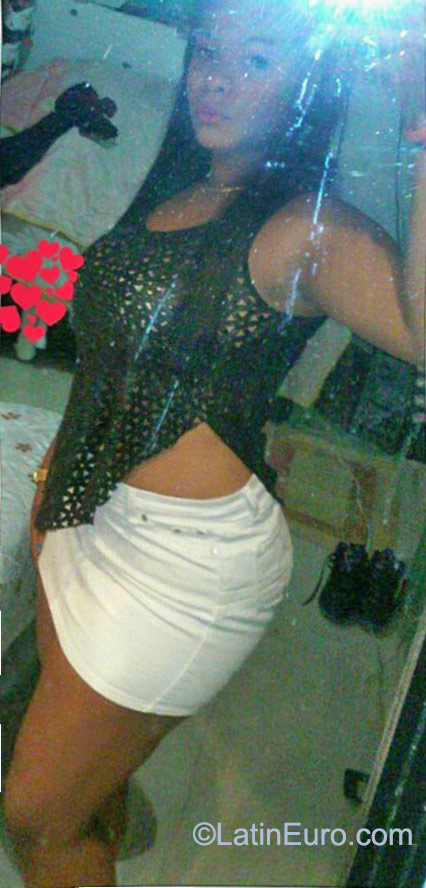 Date this funny Dominican Republic girl Elisabeth from Santo Domingo DO23299
