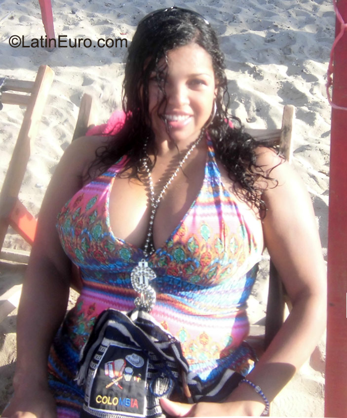 Date this exotic Venezuela girl Cenery from Caracas VE637