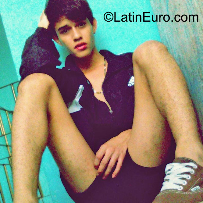 Date this lovely Colombia man Juan from Barranquilla CO18185