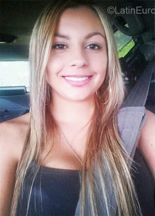Date this funny Venezuela girl Iris from Barquisimeto VE644