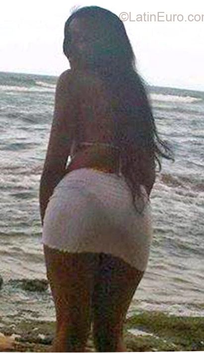 Date this sensual Dominican Republic girl LesMary from San Cristobal DO24150