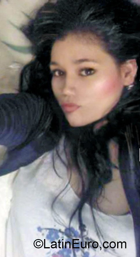 Date this delightful Colombia girl Stefania from Bogota CO18385