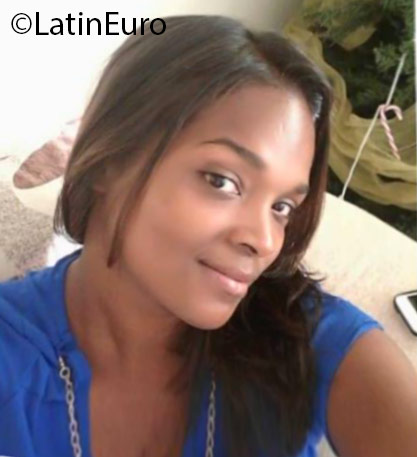 Date this nice looking Dominican Republic girl Maria from Santiago DO24687
