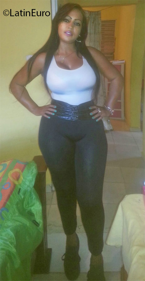 Date this delightful Dominican Republic girl Rosa from Santiago DO24843