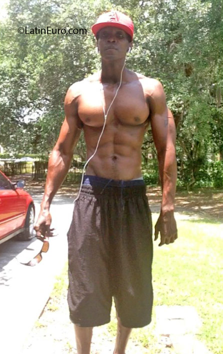 Date this sultry United States man JazzyBlaque from Charleston US17058