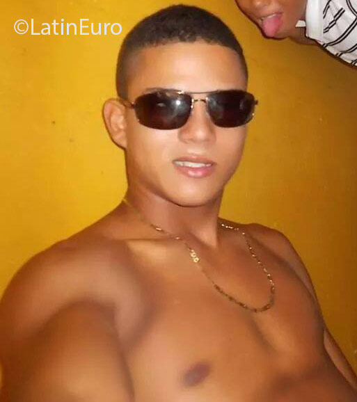 Date this sultry Colombia man Javier from Barranquilla CO18696