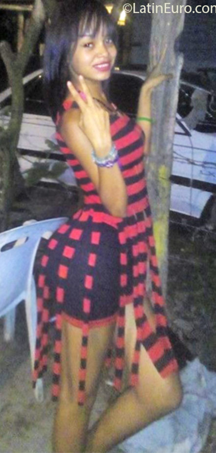 Date this attractive Dominican Republic girl Pequenita from Bonao DO25213