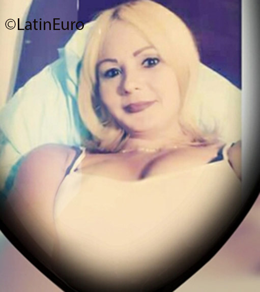 Date this hot Dominican Republic girl Ani from Santiago DO25267