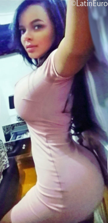 Date this young Dominican Republic girl Ashly from Maria Trinidad DO25322