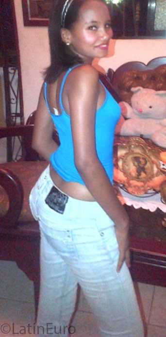 Date this delightful Dominican Republic girl Idalina from Santiago DO25694