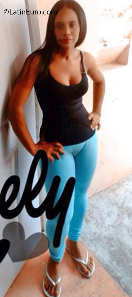 Date this tall Dominican Republic girl Emilia from Santiago DO25869