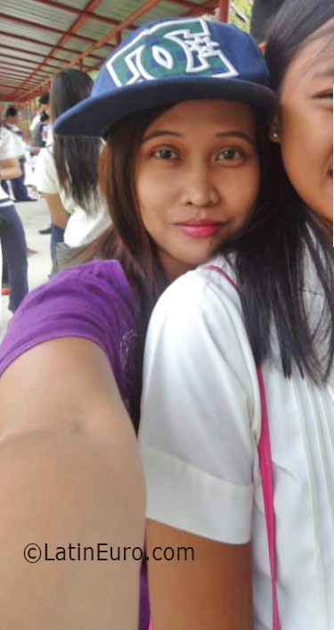 Date this cute Philippines girl Dona from Cebu City PH905