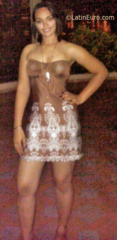Date this charming Dominican Republic girl Ross from Santo Domingo DO26072