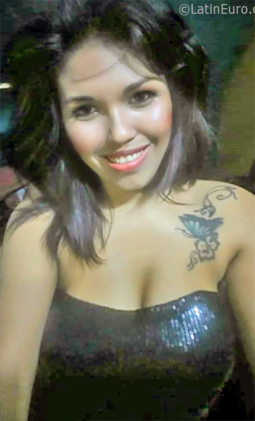 Date this fun Brazil girl Alexandra from Manaus BR9913