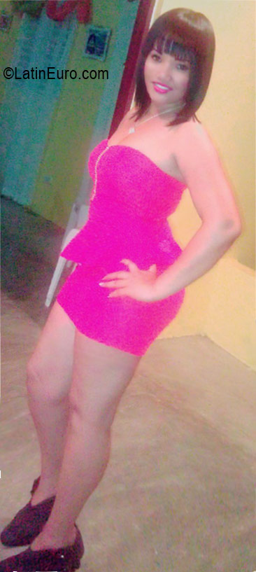 Date this good-looking Dominican Republic girl Sorenlly from Santiago DO26302