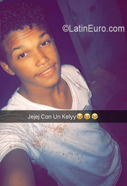Date this sultry Dominican Republic man JosesitOh from Santo Domingo DO26387