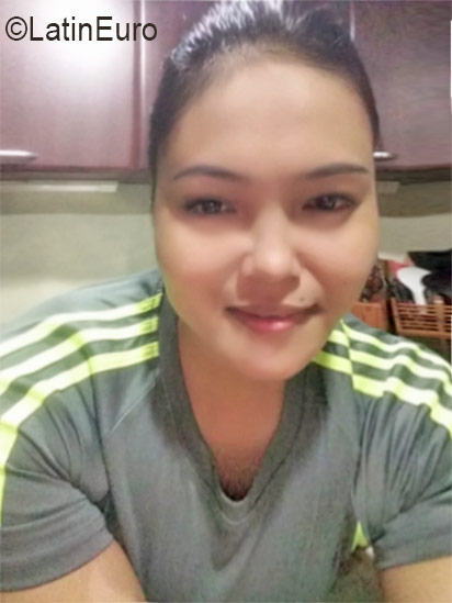 Date this fun Philippines girl Gene from Dumaguete City PH925