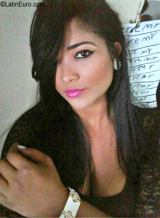 Date this cute Dominican Republic girl Rosana from Higuey DO26559