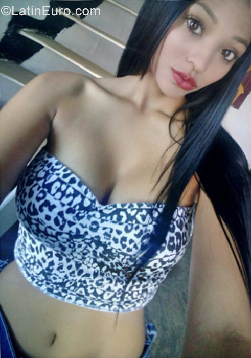 Date this passionate Colombia girl Tatiana from Medellin CO19940