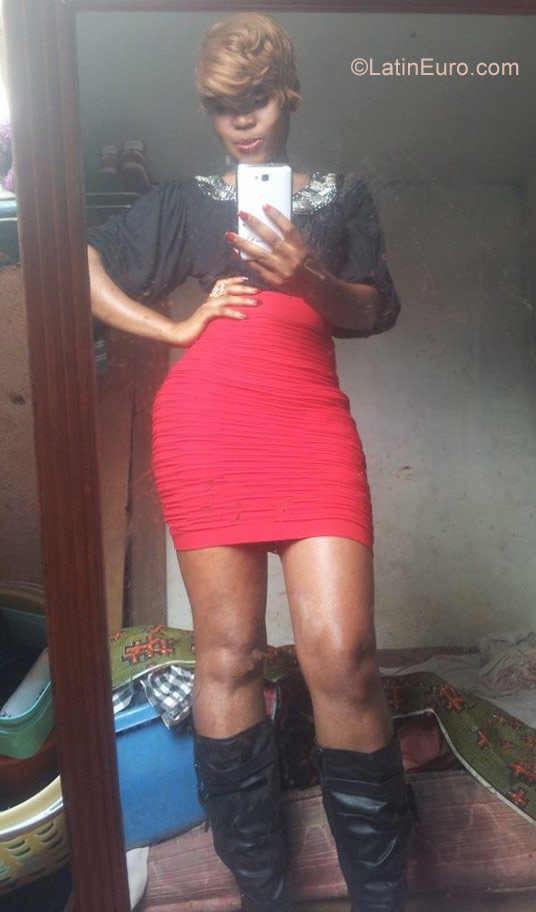 Date this georgeous Ivory Coast girl Cristaz from Abidjan IC79