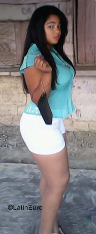 Date this young Dominican Republic girl Betania from Santo Domingo DO27519