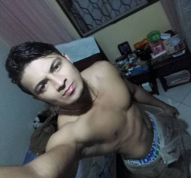 Date this foxy Colombia man Isaacs from Barranquilla CO20940