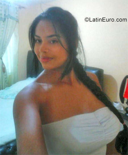 Date this passionate Colombia girl Angela from Medellin CO20941