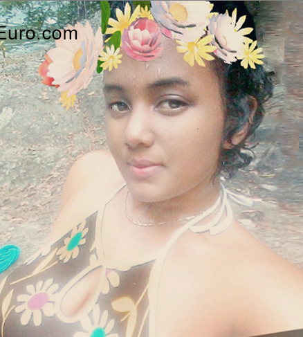 Date this attractive Dominican Republic girl Kimberly from jarabacoa DO28326