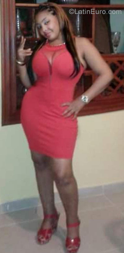 Date this gorgeous Dominican Republic girl Jeannett from Santiago DO28377