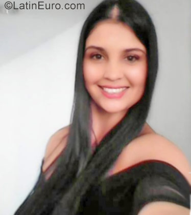 Date this funny Colombia girl Natalia from Medellin CO21237