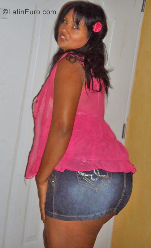 Date this exotic Dominican Republic girl Awilda from Santo Domingo DO28577