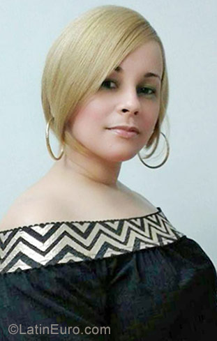 Date this beautiful Dominican Republic girl Miguelina from Santiago DO28894
