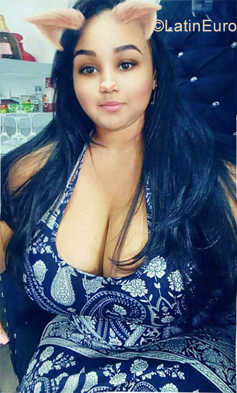 Date this hot Dominican Republic girl Naze from Santo Domingo DO29268