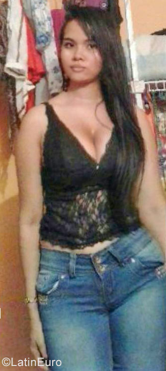 Date this sensual Colombia girl Andrea from Barranquilla CO21901