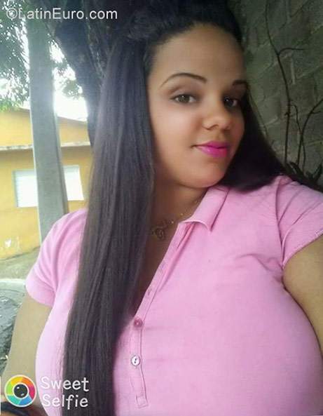 Date this hot Dominican Republic girl Luisa from Santiago DO29831