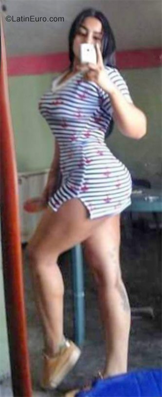 Date this fun Venezuela girl Alexa from Barquisimeto VE931