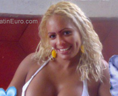 Date this passionate Venezuela girl Carmen from Tumero VE954