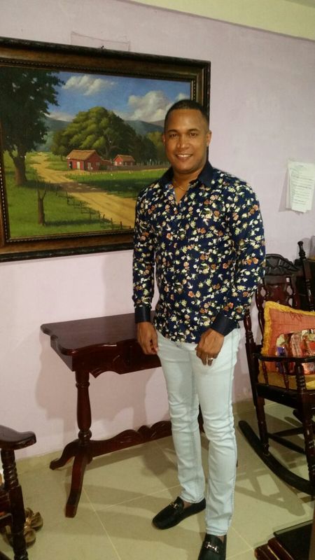 Date this young Dominican Republic man Luis Benitez from Santiago DO30478