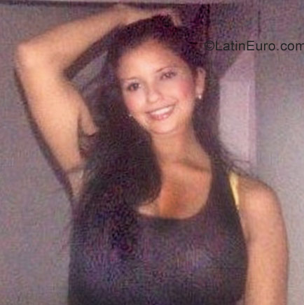 Date this georgeous Colombia girl Viviana from Monteria CO22674
