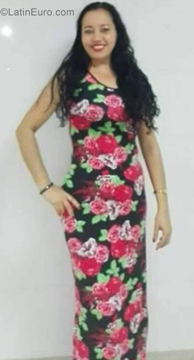 Date this fun Colombia girl Milasf from Barranquilla CO22946