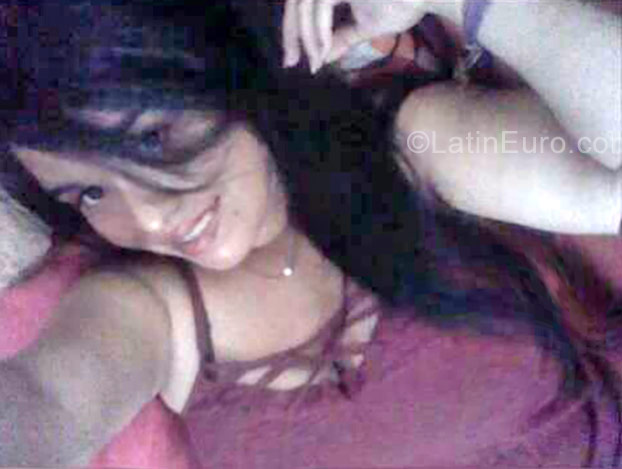 Date this nice looking Colombia girl Liz from Barranquilla CO22962