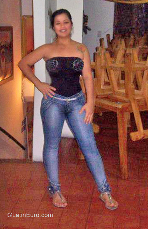 Date this pretty Colombia girl Monica from Medellin CO22996