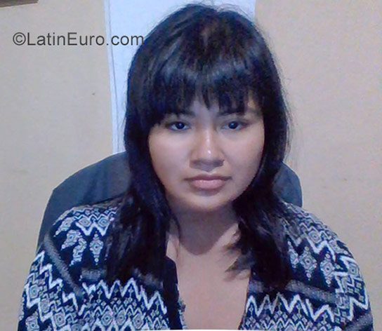 Date this nice looking Peru girl Jacqueline from Lima PE1190