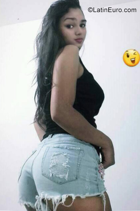 Date this georgeous Colombia girl Kateine from Medellin CO23055