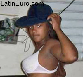 Date this fun Dominican Republic girl Yesica from Puerto Plata DO31084