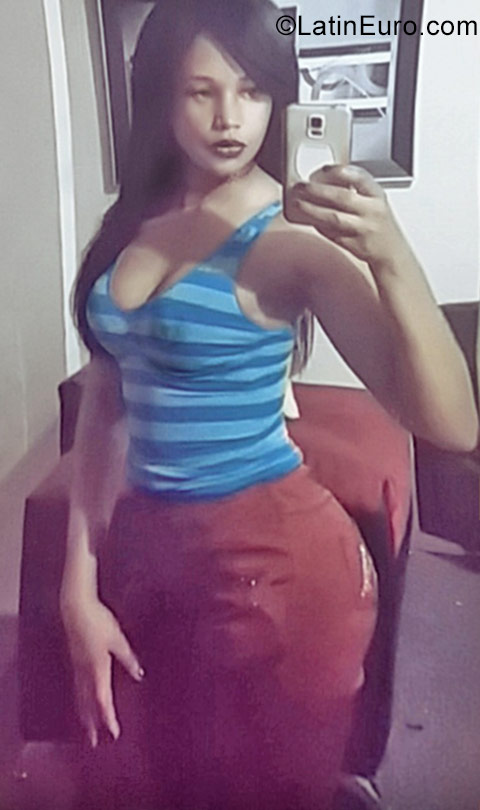 Date this gorgeous Dominican Republic girl Jenny from Santos Domingo DO31118